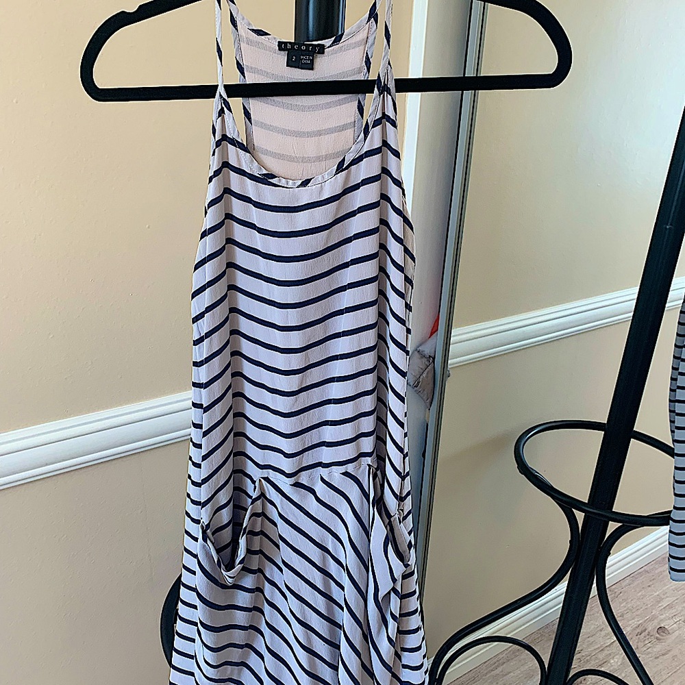 THEORY size 2 all silk striped dress